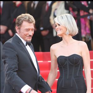 Johnny et Laeticia Hallyday - Montée des marches du film "Vengeance" au 62e Festival de Cannes le 17 mai 2009 BORDE-JACOVIDES / BESTIMAGE