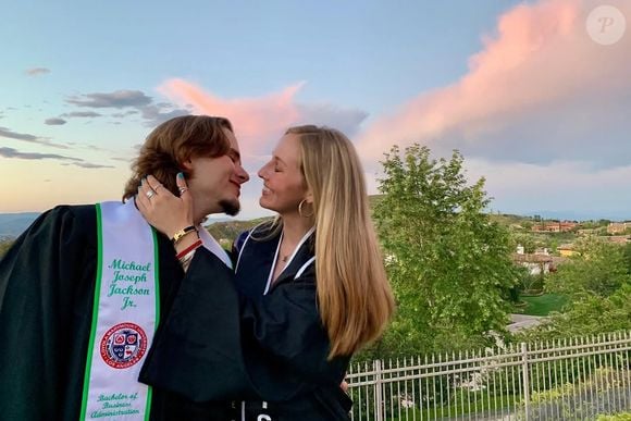 Prince Jackson et sa fiancée Molly Schirmang

Compte Instagram de Prince Jackson
