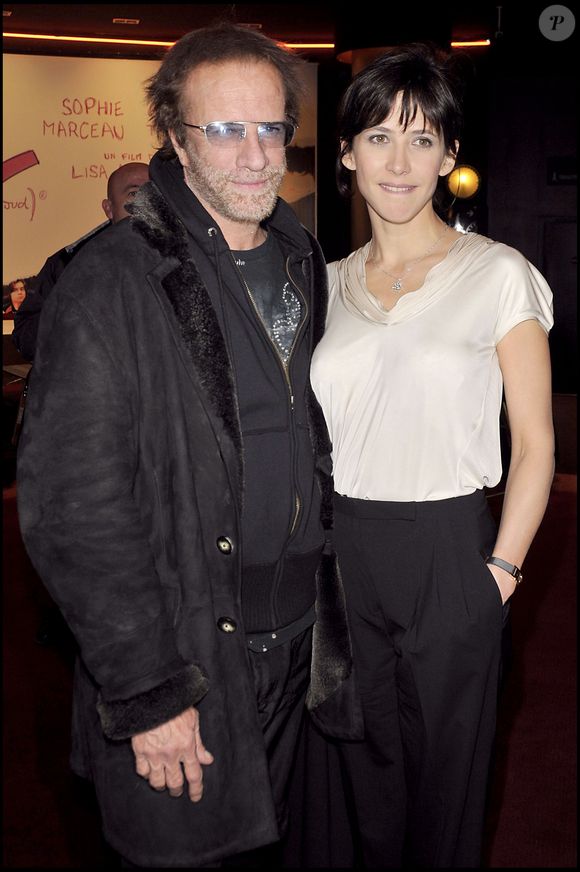Christophe Lambert, Sophie Marceau et la réalisatrice Lisa Azuelos - Première du film "LOL" au cinéma Gaumont Marignan à Paris, le 2 février 2009. © COADIC GUIREC / BESTIMAGE