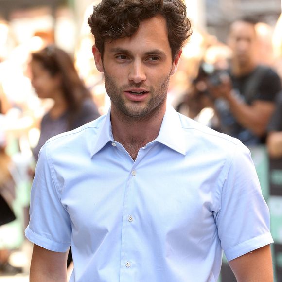 Penn Badgley - Les acteurs de la nouvelle série "You" arrivent chez Build Series à New York le 5 septembre 2018.