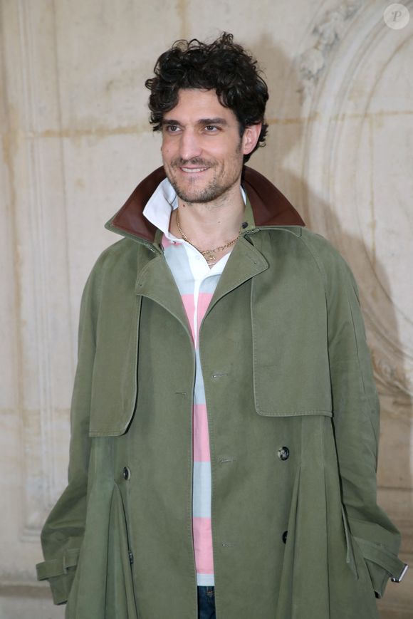 Louis Garrel au photocall du défilé Dior "Collection Homme Prêt-à-Porter Automne/Hiver 2026-2027" lors de la Fashion Week de Paris (PFW) au musée Rodin, à Paris, France, le 21 janvier 2026. © Bertrand Rindoff/Bestimage