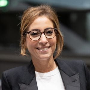 La journaliste française Lea Salame arrive pour une audition devant la Commission d'enquête sur l'audiovisuel public à l'Assemblée nationale, à Paris, le 2 février 2026. Photo de Raphaël Lafargue/ABACAPRESS.COM
