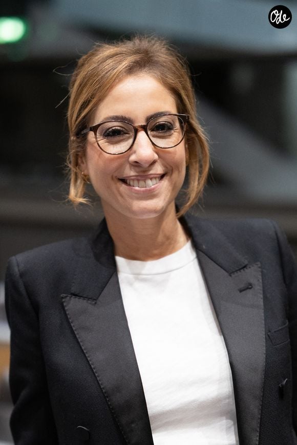 La journaliste française Lea Salame arrive pour une audition devant la Commission d'enquête sur l'audiovisuel public à l'Assemblée nationale, à Paris, le 2 février 2026. Photo de Raphaël Lafargue/ABACAPRESS.COM