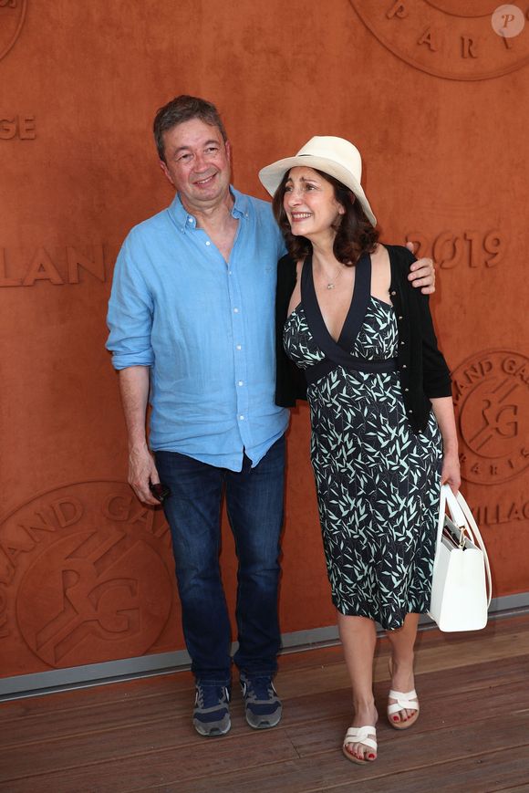 Frédéric Bouraly et Valérie Karsenti au village lors des internationaux de tennis de Roland Garros à Paris, France, le 1 juin 2019. © Jacovides-Moreau/Bestimage