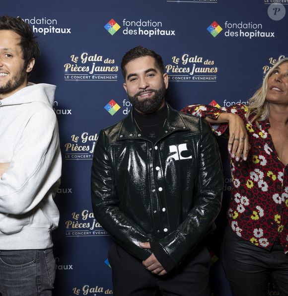 Manifestement, le duo n'a pas eu le temps de s'ennuyer ! Alors que les intéressés d'humeur taquine semblaient profiter d'une pause, ils ont pris la liberté de faire une petite blague.

Exclusif - Vianney, Kendji Girac, Zazie - Concert événement "Le gala des pièces jaunes" à l'Accor Arena Paris le 26 janvier 2024. Une soirée de gala exceptionnelle en faveur des Pièces Jaunes ! De nombreux artistes se succèderont pour chanter pour les enfants et adolescents hospitalisés.

© Cyril Moreau / Guillaume Gaffiot / Bestimage
