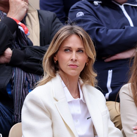 Ophélie Meunier dans les tribunes lors des Internationaux de France de Tennis de Roland Garros 2025. Paris, le 26 mai 2025. © Jacovides-Moreau/Bestimage