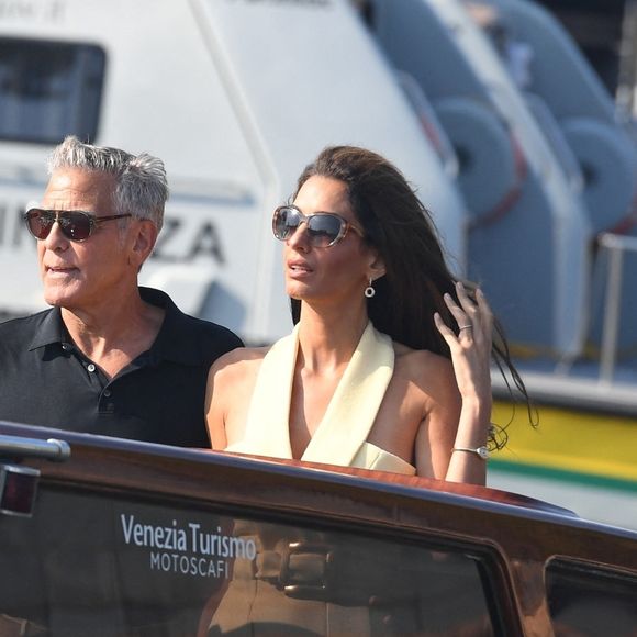 George Clooney et sa femme Amal Clooney arrivent à Venise avant le 82e Festival international du film de Venise - Italie, mardi 26 août 2025.
Backgrid UK/ Bestimage