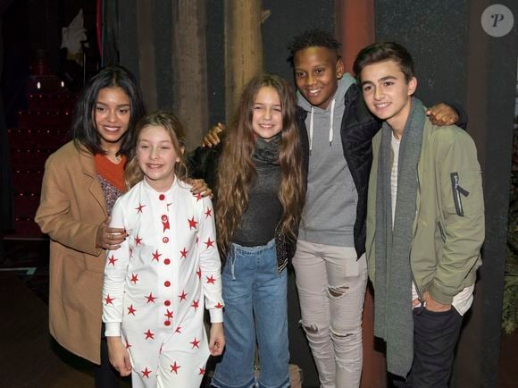 Le goupe Kids United ; Nilusi Nissanka, Gloria (Emilie Jolie), Erza Muqoli, Gabriel Gros, Esteban Durand - Showcase de la comédie musicale "Emilie Jolie" au théâtre Comédie à Paris le 27 septembre 2017. © Pierre Perusseau/Bestimage