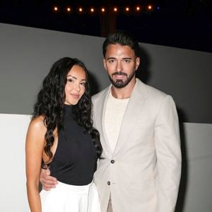 Nabilla et Thomas Vergara en backstage de l'émission "C à vous" lors du 78ème Festival International du Film de Cannes le 21 mai 2025. © Jack Tribeca / Bestimage