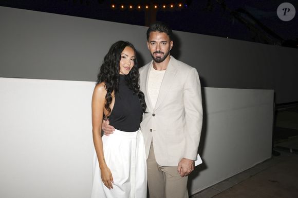 Nabilla et Thomas Vergara en backstage de l'émission "C à vous" lors du 78ème Festival International du Film de Cannes le 21 mai 2025. © Jack Tribeca / Bestimage