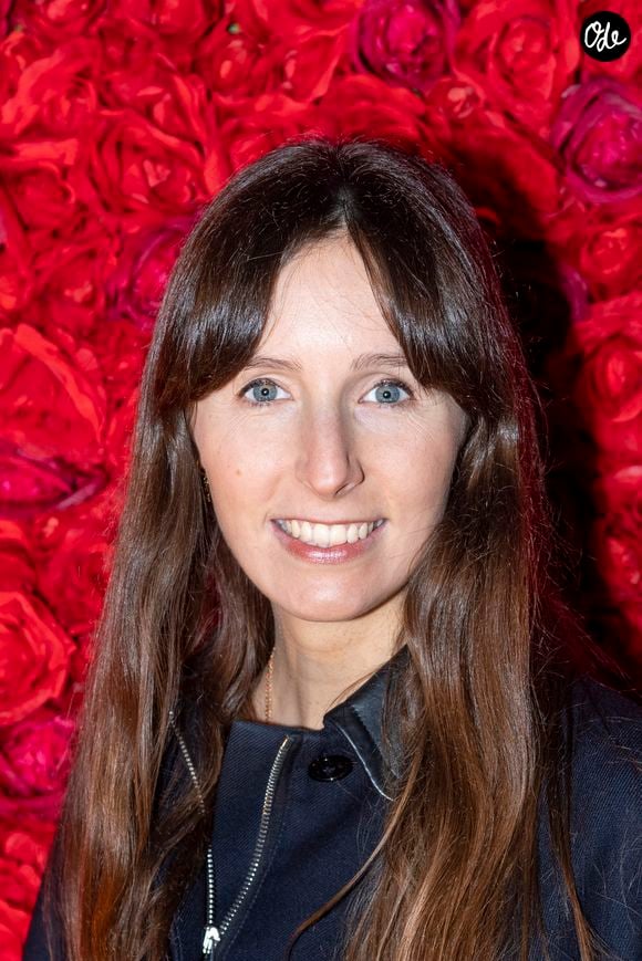 Elle explique : "Il a toujours vécu son métier comme quelque chose d’essentiel, presque vital, malgré les moments de fragilité qu’il a pu traverser".

Clémence Rochefort - Réception à l'hôtel Félicien qui lance sa soirée intitulée « Au Ciel du Félicien » pour inaugurer ses deux suites et son rooftop au 21 rue Félicien David, 75016 Paris, le 11 janvier 2022. © Pierre Perusseau/Bestimage