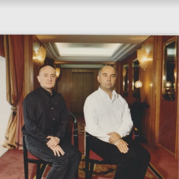 Pour ce premier anniversaire, Gérard Jugnot a publié une photo souvenir avec Michel Blanc en story sur Instagram, légendée ainsi : "Un an déjà…". 

Gérard Jugnot rend hommage à son ami Michel Blanc pour le premier anniversaire de sa mort survenue le 3 octobre 2014 via Instagram @gerardjugnot.off