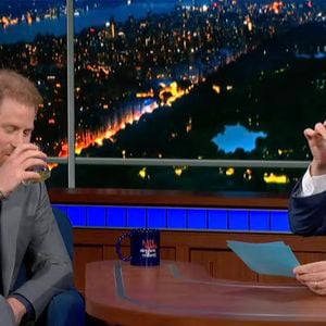 Le prince Harry donne une interview sur le plateau de Stephen Colbert à propos de la vie après la mort. Photo par JLPPA / Bestimage