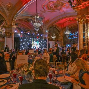 Illustration du traditionnel Bal de Noël à la salle Empire de l'hôtel de Paris à Monaco, le 7 décembre 2024.