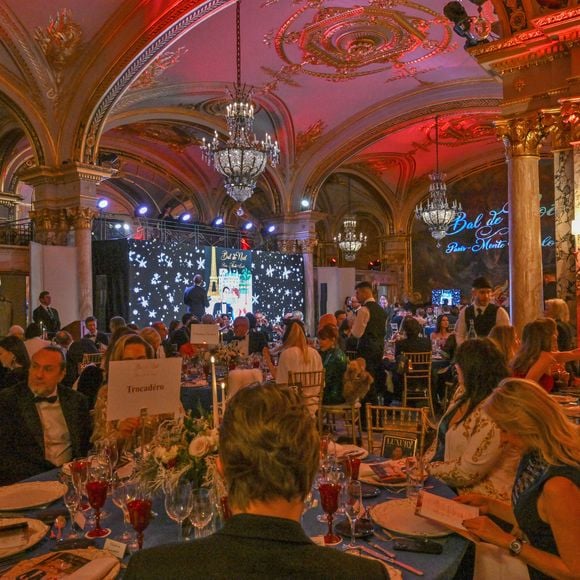 Illustration du traditionnel Bal de Noël à la salle Empire de l'hôtel de Paris à Monaco, le 7 décembre 2024.