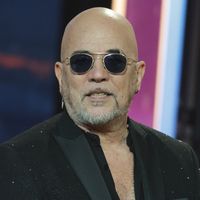 "Avant, je rentrais à Paris 9 mois de l'année, maintenant c'est plutôt le contraire" : Pourquoi Pascal Obispo est plus heureux au Cap-Ferret ?