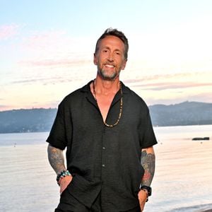 Dans le département du Var

Exclusif - Philippe Caverivière - Backstage et rendez-vous jour 2 - Enregistrement de l'émission "L'humour à la plage" pour le 1er festival de Juan les Pins à la pinède Gould. © Bruno Bebert / JR Santini / Bestimage