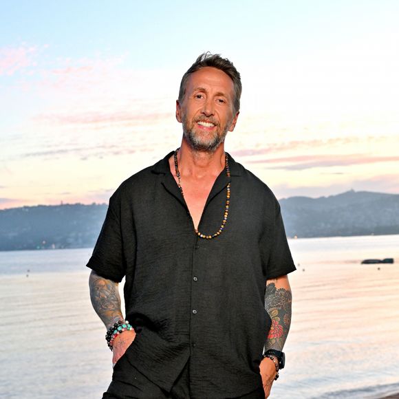 Dans le département du Var

Exclusif - Philippe Caverivière - Backstage et rendez-vous jour 2 - Enregistrement de l'émission "L'humour à la plage" pour le 1er festival de Juan les Pins à la pinède Gould. © Bruno Bebert / JR Santini / Bestimage