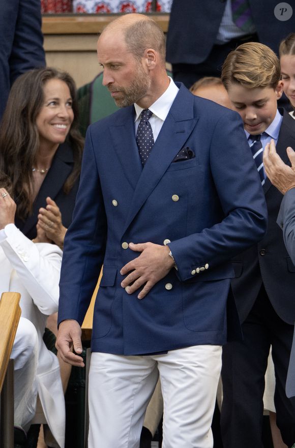 Le prince et la princesse de Galles, le prince George et la princesse Charlotte assistent à la finale masculine de Wimbledon entre Jannik Sinner et Carlos Alcaraz, au All England Lawn Tennis and Croquet Club, à Wimbledon, Londres, Royaume-Uni, le 13 juillet 2025.

Photo : Julien Burton / Bestimage