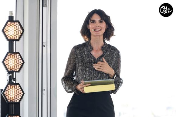 Exclusif - Eglantine Emeyé - Première édition du Multi Screen Grand Prix : une célébration inédite de la création audiovisuelle française dans le cadre prestigieux du Pullman Paris Tour Eiffel sous la présidence de S. Martin (Directeur Général de l’ARPP : l’Autorité de Régulation Professionnelle de la Publicité et également Président de La Fabrique des Formats) et animée par E. Eméyé (journaliste et présentatrice).
© Jack Tribeca / Bestimage