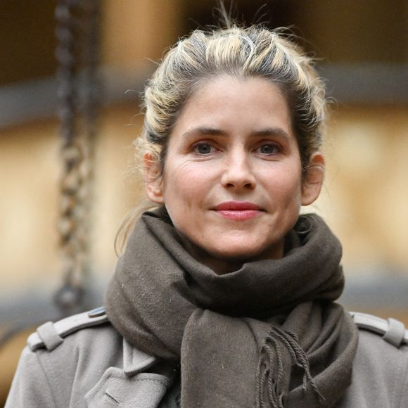 Alice Taglioni lors de la 165ème Vente des Vins des Hospices de Beaune à Beaune, France, le 16 novembre 2025. 

Photo par Julien Reynaud/APS-Medias/ABACAPRESS.COM