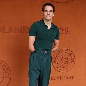 Théo Curin au village lors des Internationaux de France de Tennis de Roland Garros 2025, à Paris, France, le 4 Juin 2025. © Jacovides-Moreau/Bestimage