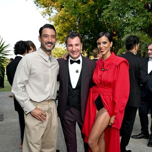 Jérémy Frérot, Michael Youn et Shy’m - 11ème édition du Gala de charité de Patrick Mouratoglou à la Mouratoglou Academy & Resort à Biot le 21 juin 2025. Ce gala de prestige réunit chaque année les grandes figures du sport, du divertissement et de nombreux donateurs, mobilisés pour soutenir les jeunes talents du tennis mondial. © Bruno Bebert/Bestimage