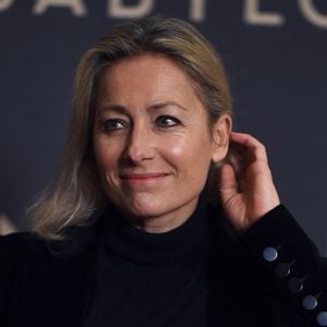 C’est fin mai que l’annonce a été faite. Toutefois, Anne-Sophie Lapix affirme que "c’était le bon moment" pour qu’un changement survienne. "Donc je n’en veux à personne, et surtout je ne garde que de bons souvenirs de la rédaction et de cette expérience".

Anne-Sophie Lapix , lors de la première française de Paramount Pictures Babylon au théâtre Le Grand Rex le 14 janvier 2023 à Paris, France. Photo par Franck Castel/ABACAPRESS.COM