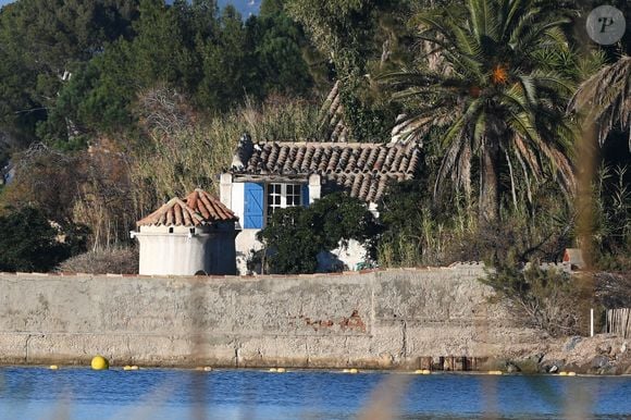 'La Madrague', la villa emblématique de Brigitte Bardot en bord de mer, à Saint-Tropez, France, le 30 décembre 2025. Photo by Florian Poitout/ABACAPRESS.COM