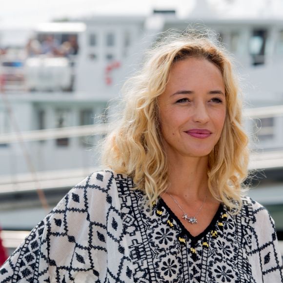 Hélène de Fougerolles - Photocall de "le secret d'Elise" dans le cadre du 17ème festival de fiction TV de La Rochelle sur le Vieux Port à La Rochelle le 11 septembre 2015