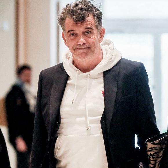 M6 s'apprête à relancer “Maison à vendre” et “Recherche appartement” sans Stéphane Plaza.

Stéphane Plaza arrive pour le verdict de son procès pour violences sur deux anciennes compagnes, à Paris, France. © Chrstophe Clovis/Bestimage