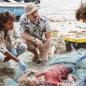 Exclusif -  Sonia Rolland, Béatrice De la Boulaye, Julien Beramis et Valentin Papoudof sur le tournage de la série "Tropiques criminels" en Martinique diffusée le 22 novembre sur France 2. Le 8 mai 2019
© Sylvie Castioni / Bestimage