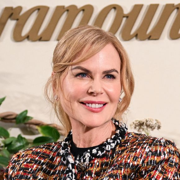 Nicole Kidman a quatre enfants. 
New York, NY Beau Garrett, Michelle Randolph, Ali Larter, Zoe Saldaña et Nicole Kidman assistent à la soirée Paramount+ The Icons of Taylor Sheridan's Universe à New York.