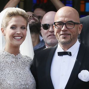 Pascal Obispo est revenu sur son mariage avec Julie Hantson célébré au Cap-Ferret.

Mariage religieux de Pascal Obispo et Julie Hantson en l'église Notre-Dame-des-Flots au Cap-Ferret. Photo par Bestimage