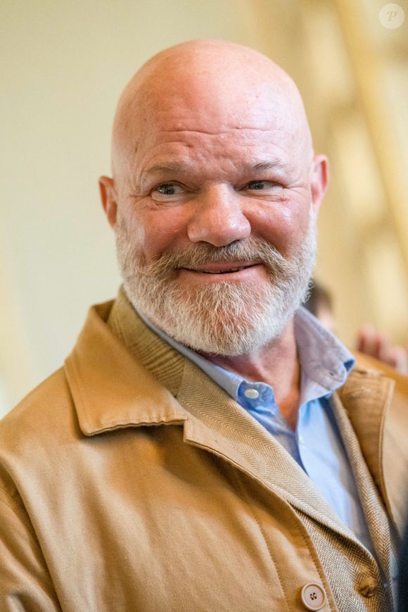 Exclusif - Le chef Philippe Etchebest participe au petit-Déjeu des les partenaires de la 3ème édition du Festival Bon (du 13 au 19 octobre) à la mairie de Bordeaux, France, le 18 septembre 2025.  © Jean-Bernard Nadeau/Bestimage