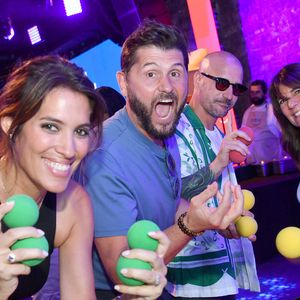 Laurie Cholewa, Christophe Beaugrand, Cartman, Estelle Denis - Prime d'Amazon fait sa fête foraine au Bridge Club à Paris le 25 juin 2025.  Hier soir, le Bridge Club s’est métamorphosé en fête foraine où de nombreuses personnalités se sont réunies pour célébrer Prime Day, l’événement shopping estival qui animera l’été du 8 au 11 juillet.
© Veeren/Bestimage