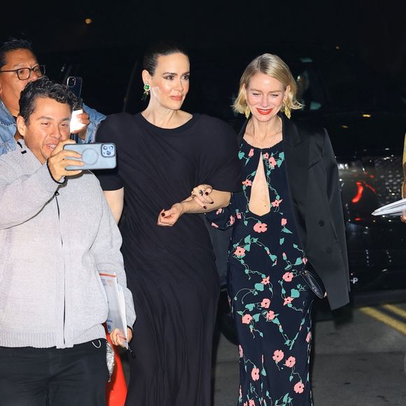 Naomi Watts et Sarah Paulson à la soirée d'anniversaire de Kris Jenner à Beverly Hills, dans la maison de Jeff Bezos, le 8 novembre 2025. © Backgrid USA / Bestimage