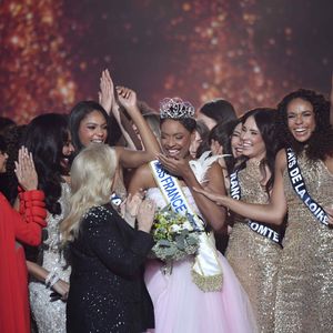 À 34 ans, elle est devenue reine de beauté, permettant à la Martinique de voir enfin l'une de ses Miss monter sur le podium

rédits : Pierre Billard/sipa press via Bestimage