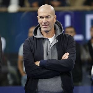 Exclusif - Zinédine Zidane - Célébrités assistent à la finale de l'Alpine Paris Major Premier Padel 2025 sur le court Central Philippe Chatrier à Roland Garros, Paris le 14 septembre 2025. © Marc Ausset-Lacroix/Bestimage