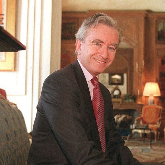 Bernard Arnault dans son bureau - archives AGENCE / BESTIMAGE