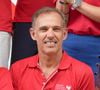 Le garçonnet de 4 ans semble déjà aimer les cascades.

Paul Belmondo - Les célébrités lors de “L'Etape du Coeur” de l’association Mécénat Chirurgie Cardiaque lors de la 12ème étape de la 113ème édition du Tour de France entre Nevers et Chalon-sur-Saône, France, le 16 juillet 2026. Depuis 2003, Mécénat Chirurgie Cardiaque est au coeur du Tour de France pour mener des actions de collectes au fil des étapes qui ont permis d'opérer déjà plus de 438 enfants. Cette année à la fin du Tour de France et du Tour de France Femmes avec Zwift, l'Association espère pouvoir sauver 40 enfants et se rapprocher ainsi un peu plus de son objectif : atteindre le cap des 6 000 enfants sauvés pour ses 30 ans, un rêve cher à sa fondatrice, la Professeure F. Leca. © Anne-Sophie Guebey/Bestimage # No Web pour la Belgique et la Suisse | 00763607