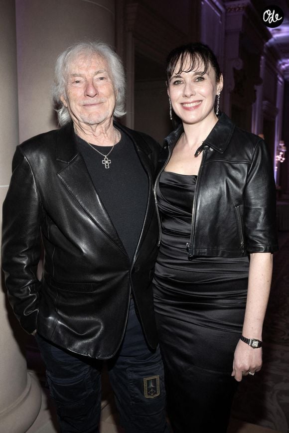Hugues Aufray et son épouse Muriel assistent au gala des Stethos d’Or 2024 à l’Hôtel George V, le 18 mars 2024 à Paris, en France. Photo de David NIVIERE/ABACAPRESS.COM