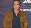 Récemment invité dans "C à vous", l'acteur a révélé qu'il adorerait continuer à l'incarner jusqu'à ses 80 ans.

Jean Dujardin - Avant-première du film "L'Homme qui rétrécit" au cinéma le Grand Rex à Paris le 6 octobre 2025. © Coadic Guirec/Bestimage