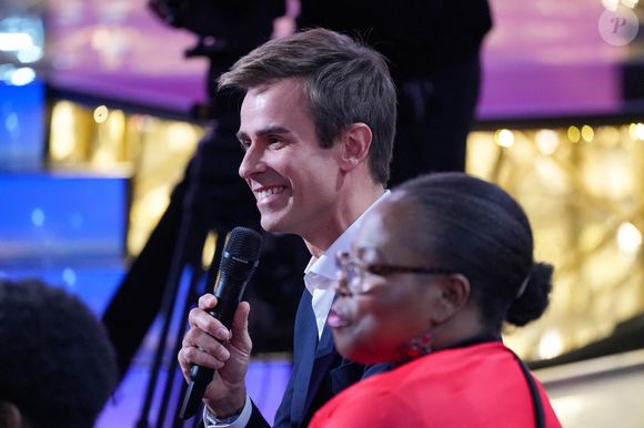 Jean-Baptiste Marteau lors de la deuxième soirée de la 39ème édition du Téléthon sur France 2 aux Studios du Lendit à Saint-Denis, France, le 6 décembre 2025. Les trente heures du Téléthon 2025 s'achèvent sur un compteur de 83,5 millions d'euros. © Anne-Sophie Guebey/Bestimage