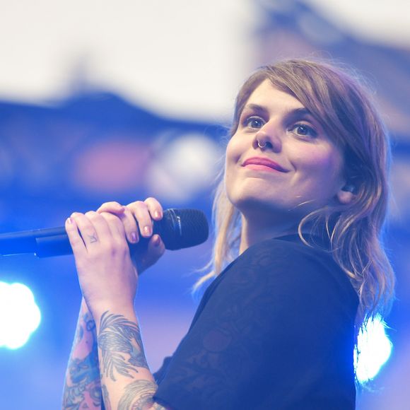 Coeur de Pirate en concert lors du 67ème festival "Nuits du Sud", place du Grand Jardin, à Vence. Le 2 août 2019
© Lionel Urman / Bestimage # | 00445037