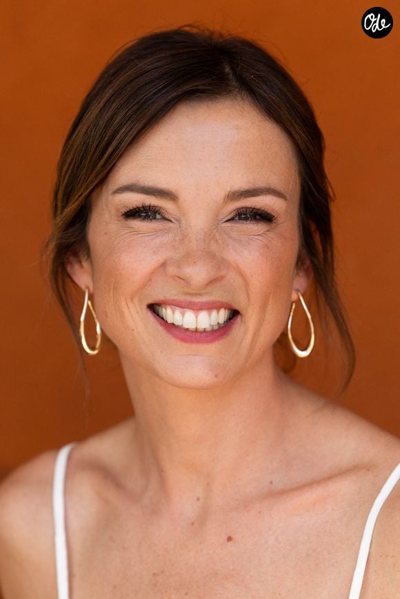 "C'était un concours très local qui n'avait rien à voir avec Miss France et qui a changé ma vie, je n'en ai aucune honte. Cela m'a donné une confiance en moi que je n'aurais jamais eue si je ne l'avais pas fait"

Isabelle Ithurburu au village lors des Internationaux de France de Tennis de Roland Garros 2026. Paris, le 28 mai 2026. 
© Jacovides / Moreau / Bestimage