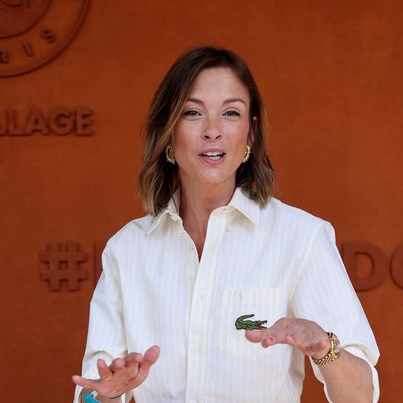 Isabelle Ithurburu - Les célébrités au village lors des Internationaux de France de Tennis de Roland Garros le 1er juin 2025. © Dominique Jacovides / Bestimage