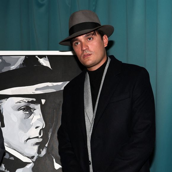 Parmi les clichés, celui des petites mains de leur fille Romy.

Alain-Fabien Delon lors du cocktail après-spectacle lors de la soirée Ciné-concert symphonique "Alain Delon, le dernier Samouraï" au Palais des congrès à Paris le jour de son anniversaire le 8 novembre 2024. © Jacovides / Moreau / Bestimage