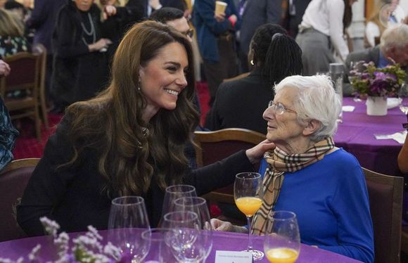 La princesse de Galles rencontre Yvonne Bernstein lors d'une cérémonie au Guildhall de Londres, pour commémorer la Journée de la mémoire de l'Holocauste et le 80e anniversaire de la libération d'Auschwitz-Birkenau. Lundi 27 janvier 2025. Londres, Royaume-Uni. Photo by Arthur Edwards/The Sun/PA Wire/ABACAPRESS.COM