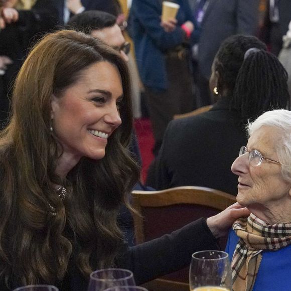 La princesse de Galles rencontre Yvonne Bernstein lors d'une cérémonie au Guildhall de Londres, pour commémorer la Journée de la mémoire de l'Holocauste et le 80e anniversaire de la libération d'Auschwitz-Birkenau. Lundi 27 janvier 2025. Londres, Royaume-Uni. Photo by Arthur Edwards/The Sun/PA Wire/ABACAPRESS.COM